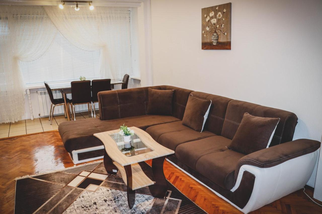 3 Rooms, Loft Apartment, Located Right In Center!!! Razgrad Exterior foto